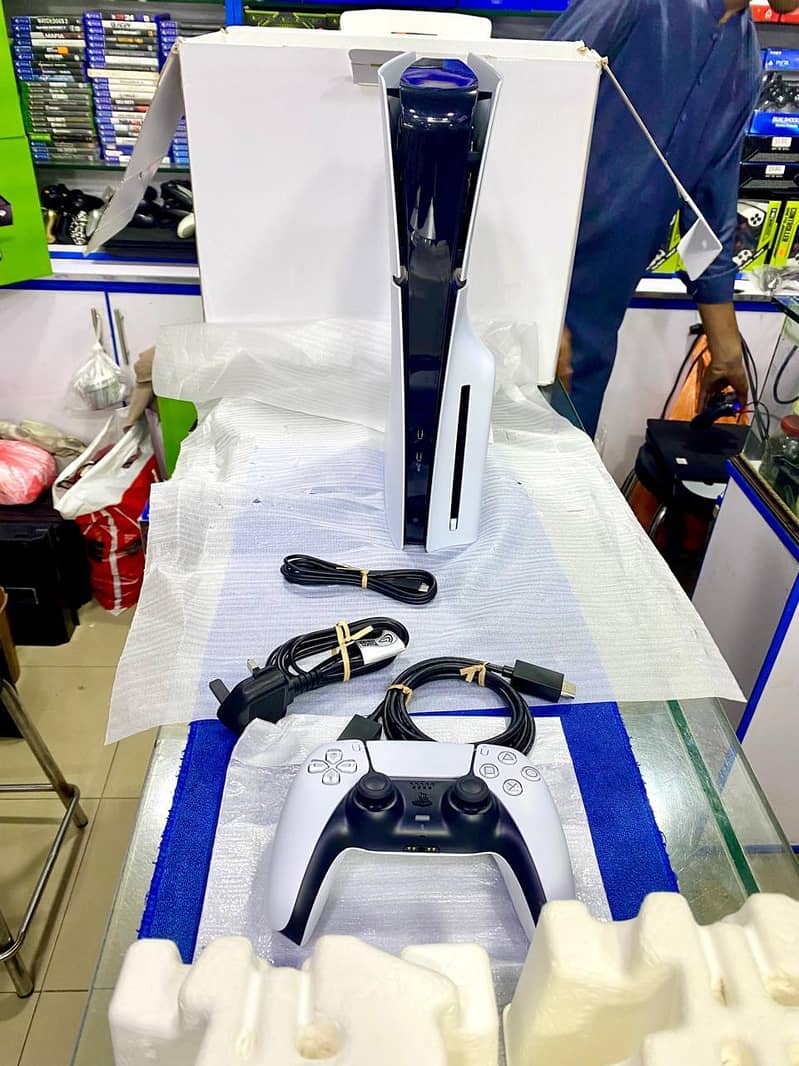 PS5 SLIM 4