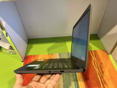 HP Chromebook G5 Touch screen RAM 8 GB l ROM 32 GB