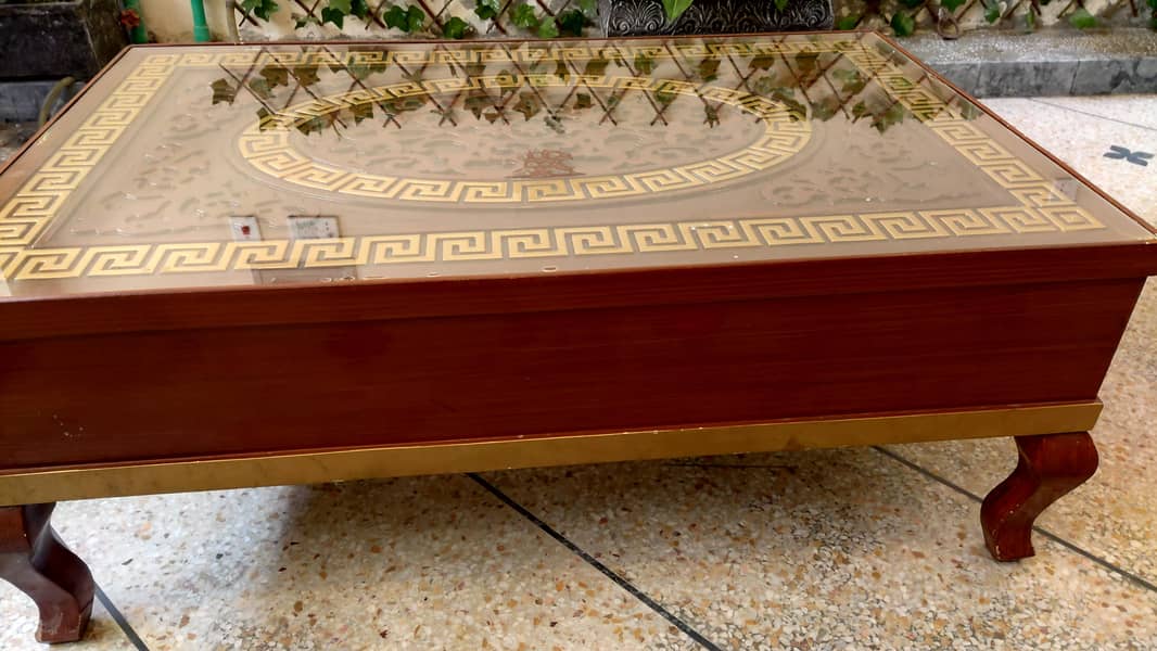 Centre Table 2.5/ 4 0