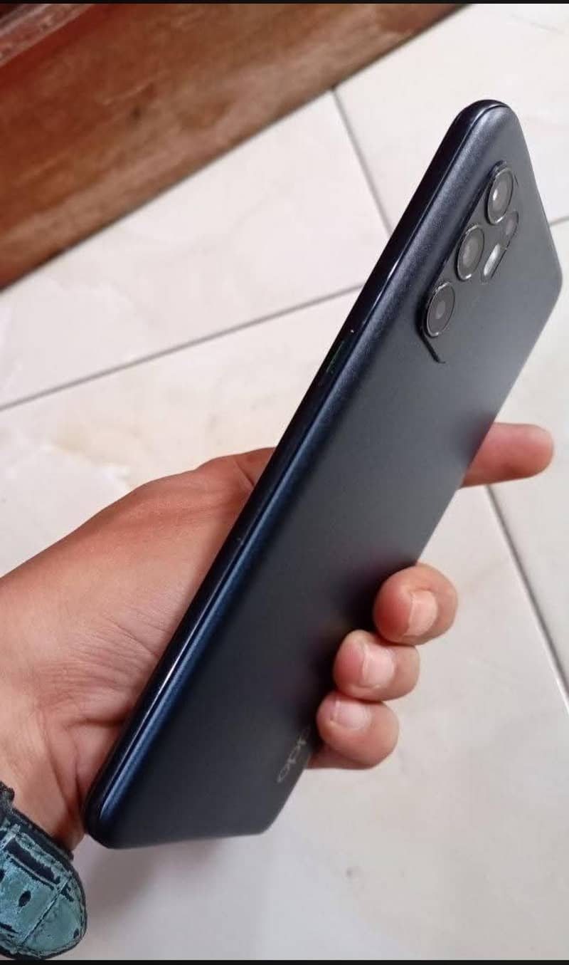 OPPO Reno6 5