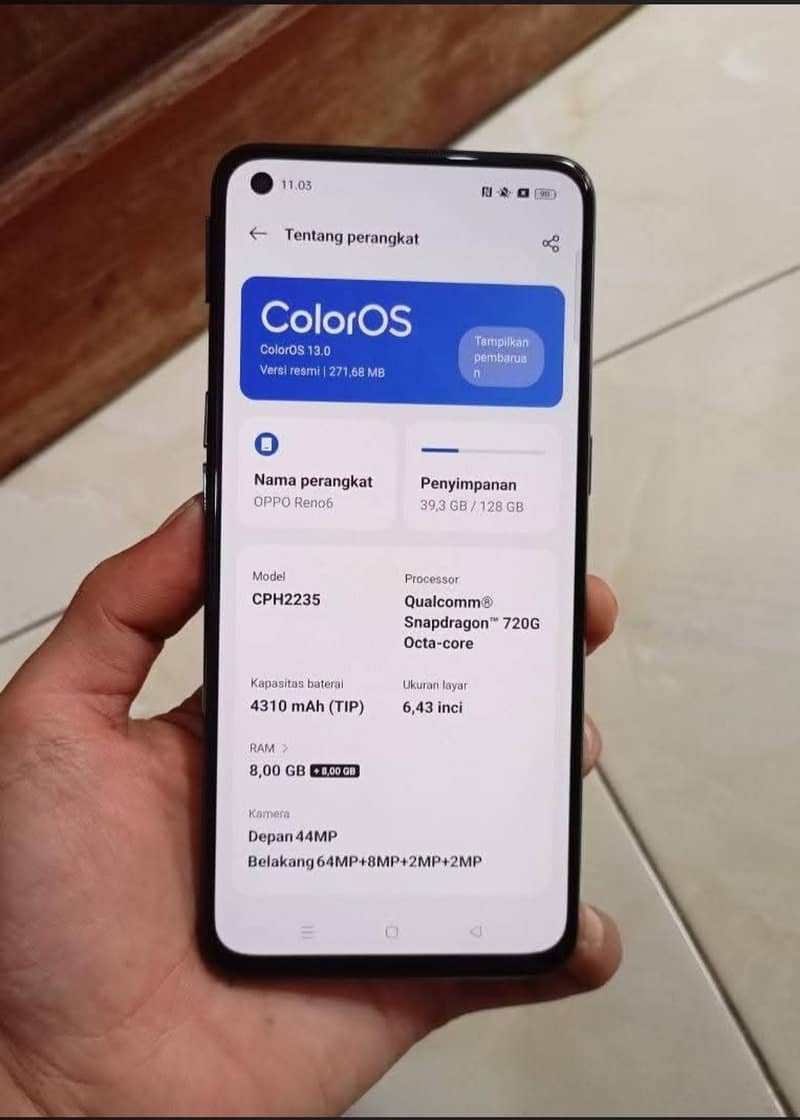 OPPO Reno6 7