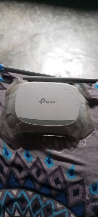 “WiFi Router for Sale – Good Condition”