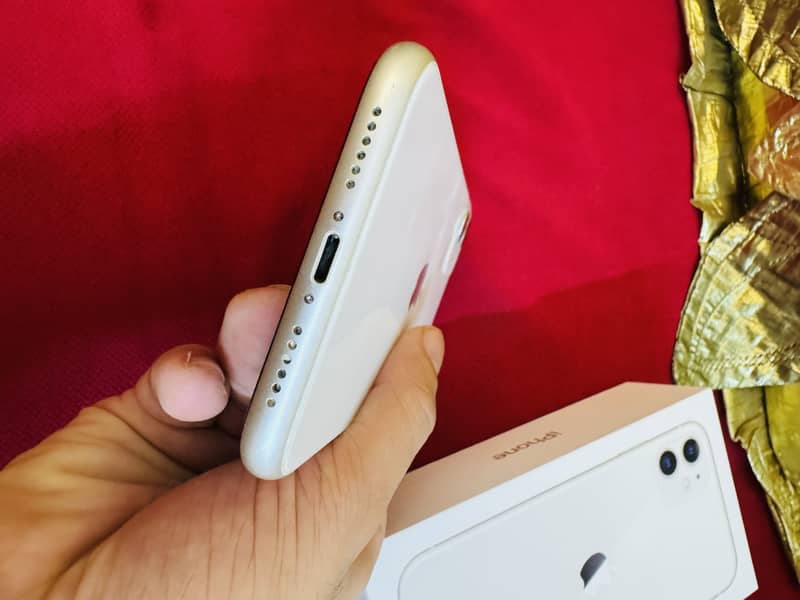 Apple iPhone 11 2