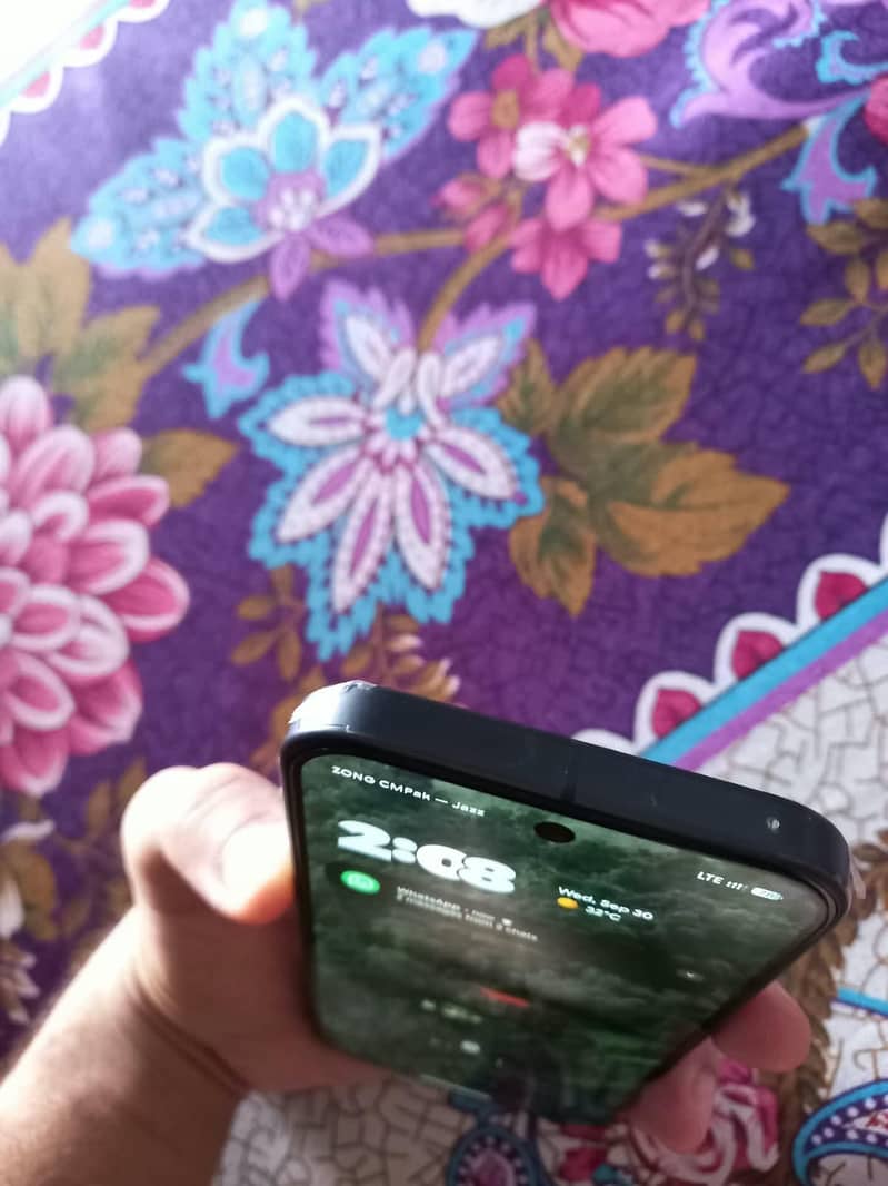 Google Pixel 9 8