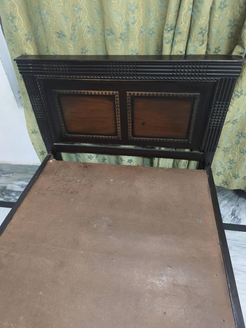 Single Bed 0