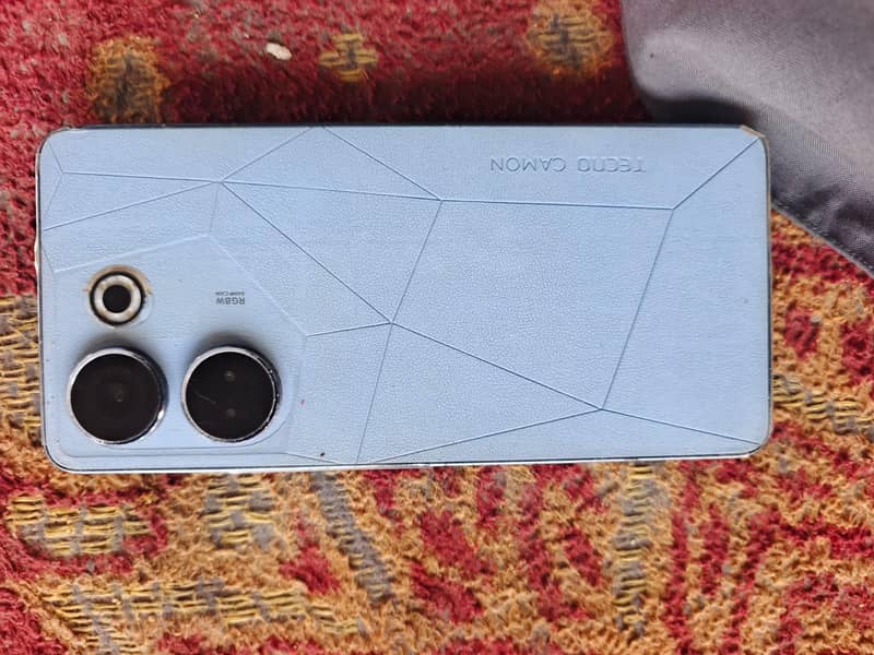 Tecno CAMON 20 0