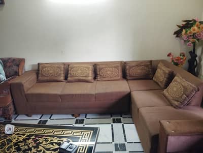 L Shapped Sofa set with 6 Cussions