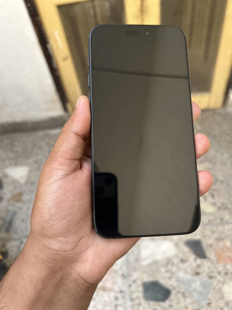Apple iPhone 15 Pro Max 7