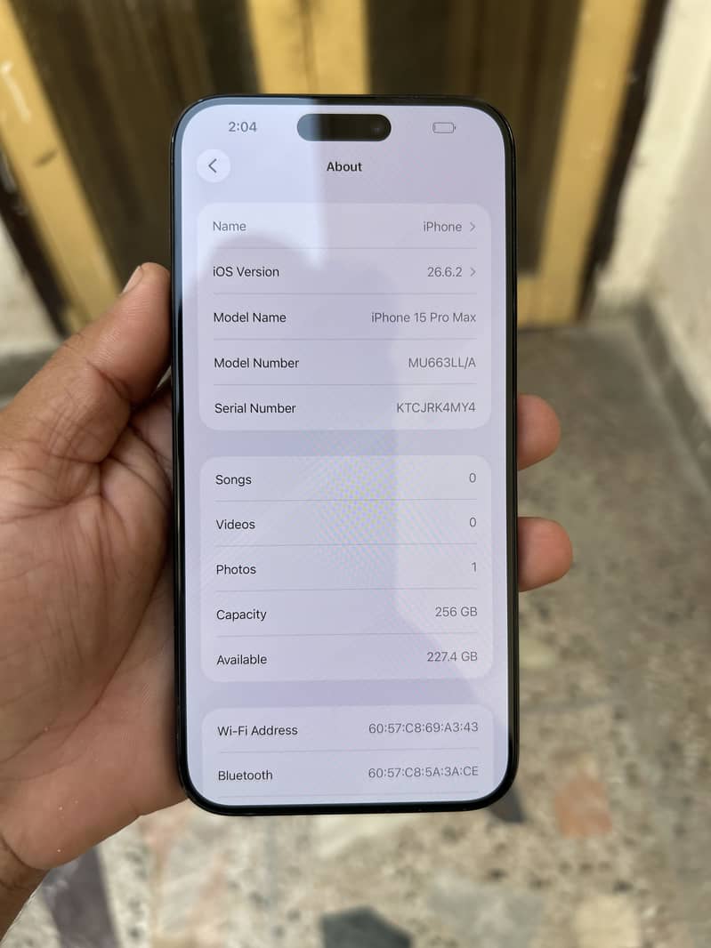 Apple iPhone 15 Pro Max 8