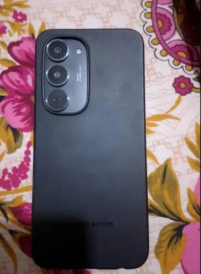 Tecno Spark 40 pro 8/256
