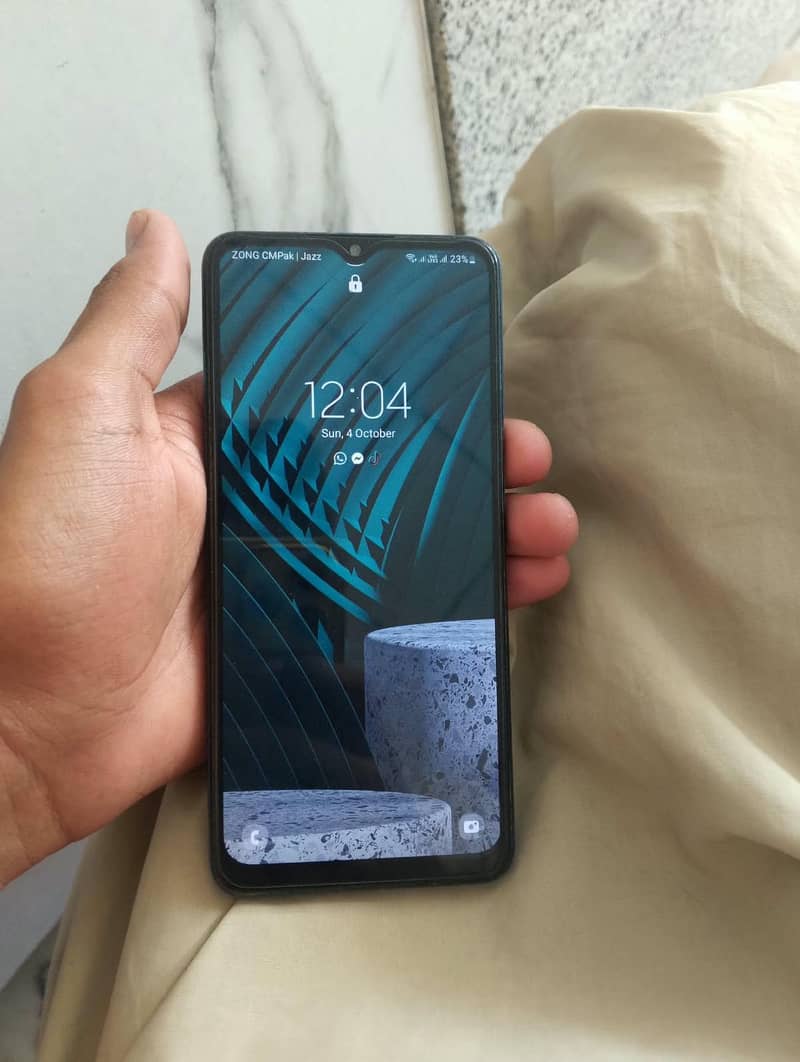 Samsung Mobile A12 6