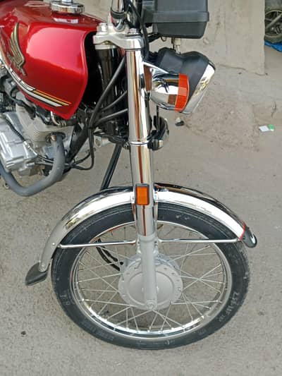 Honda 125 2025 26 khoka town Faisalabad ko kya wala 03261213280