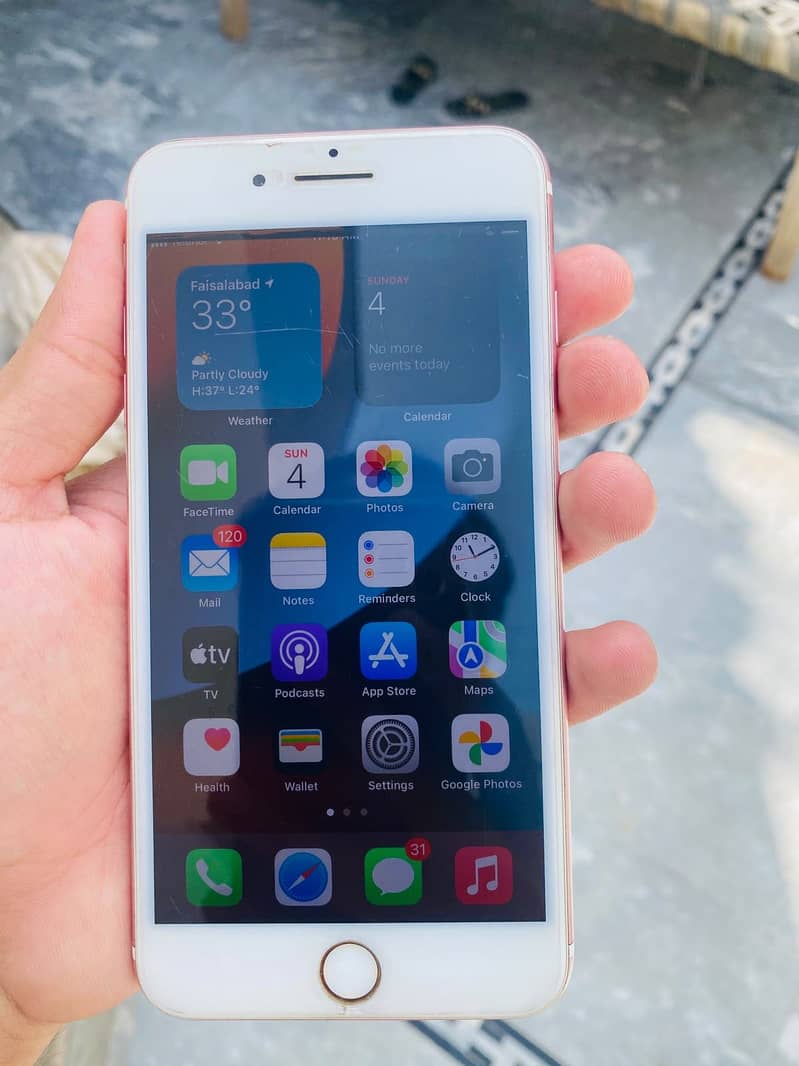 Apple iPhone 7 Plus 4