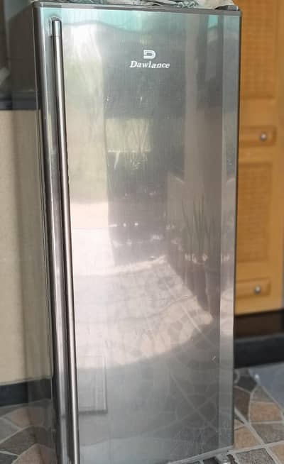 Dawlance Vertical Deep Freezer for Sale