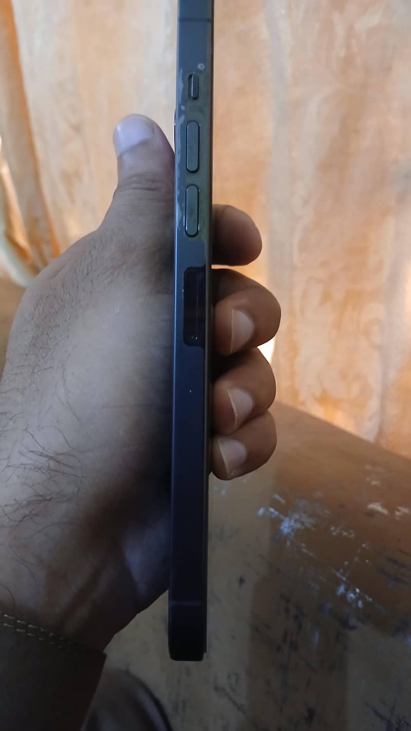 Apple iPhone 13 Pro Max 7