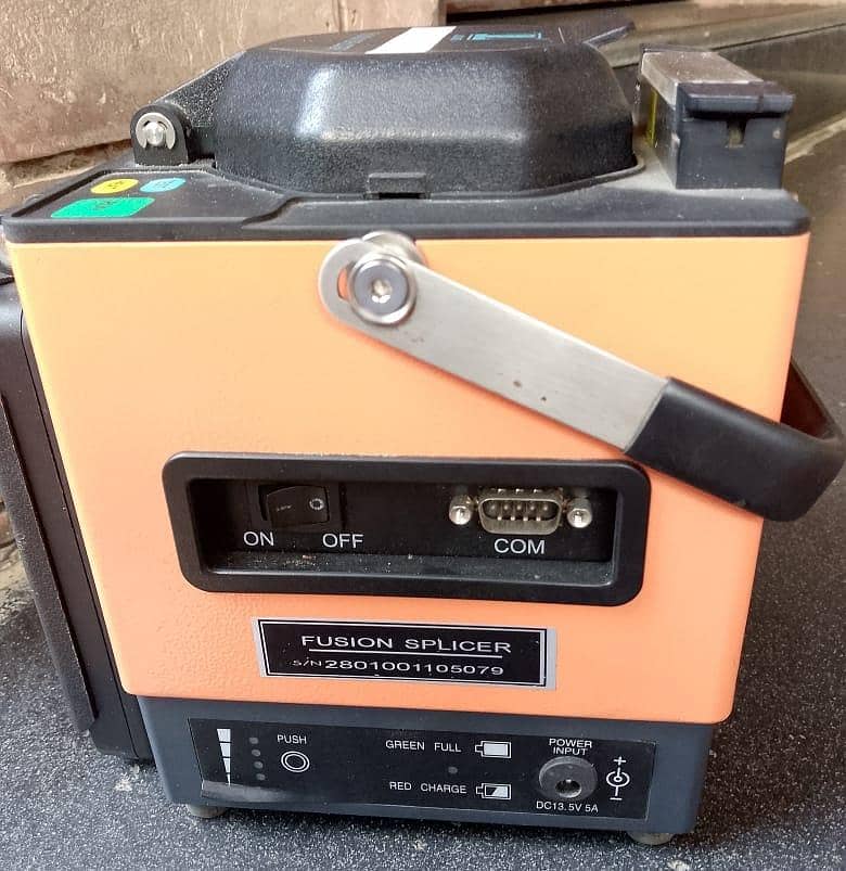 Fiber Optic Splicing Machine 1