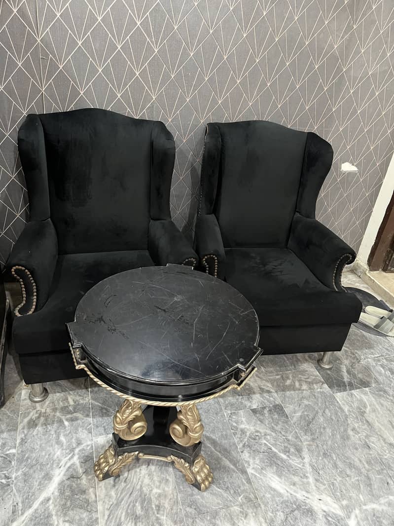 Sofa for selling & round table 1