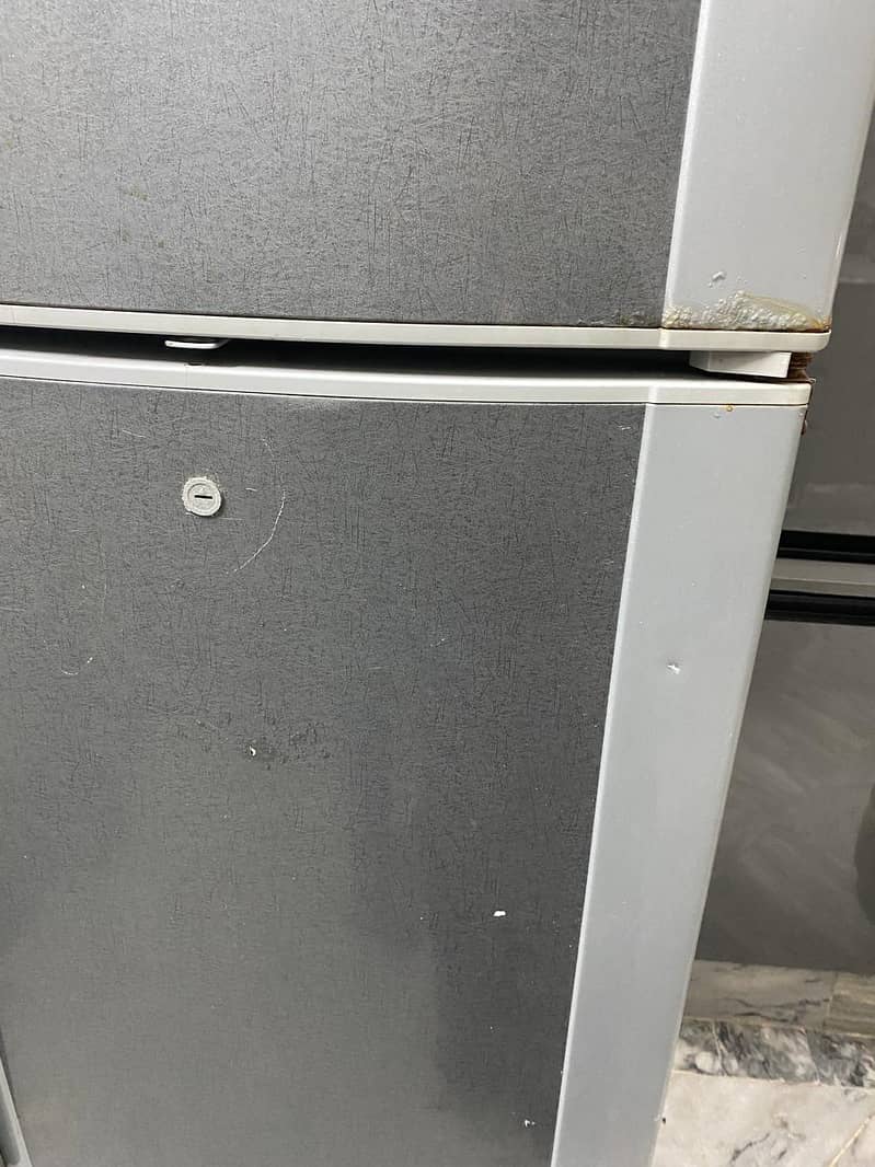 Dawlance refrigerator 3