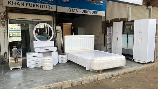 white High Gloss furniture set