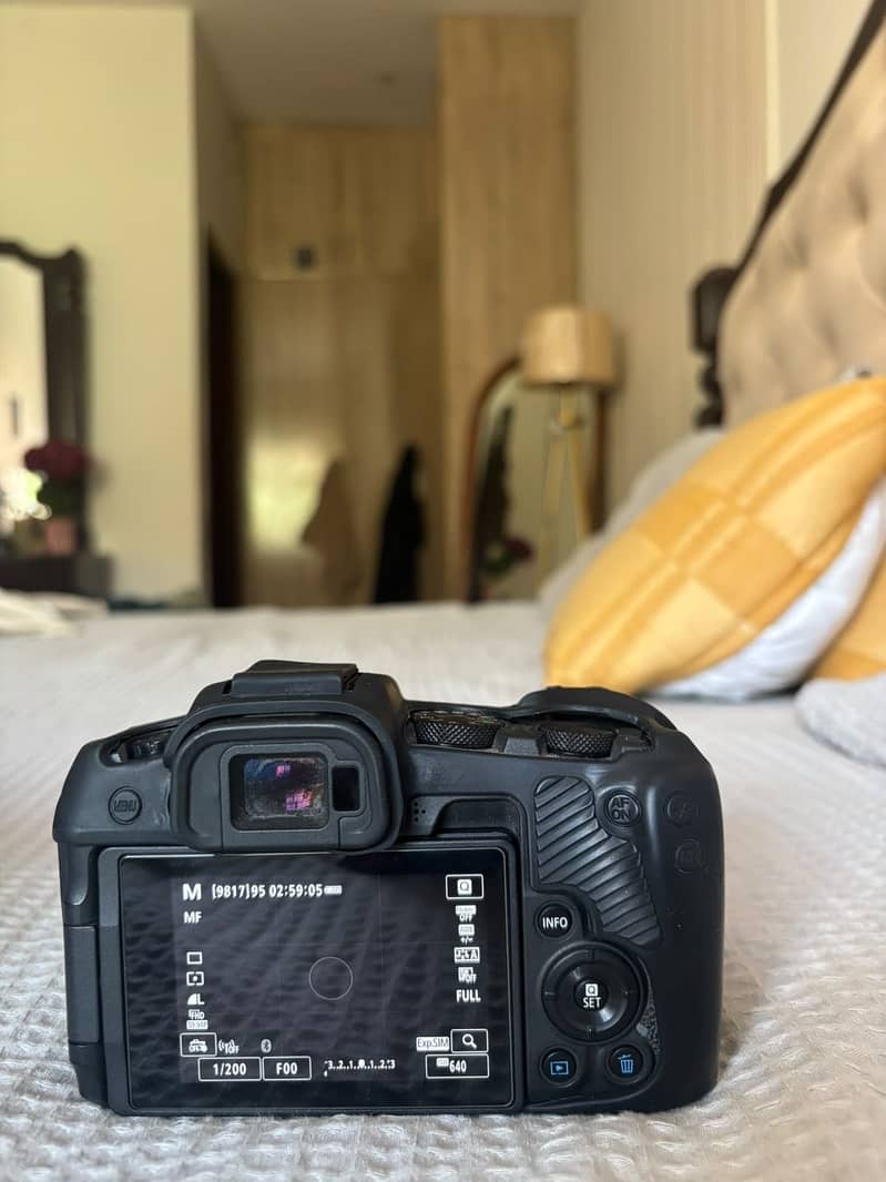 Canon EOS RP 4