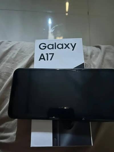 Samsung  Galaxy A17 8 256 full box with fast charger