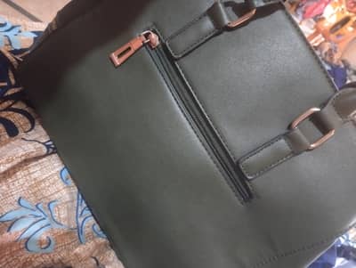 shoulder bag