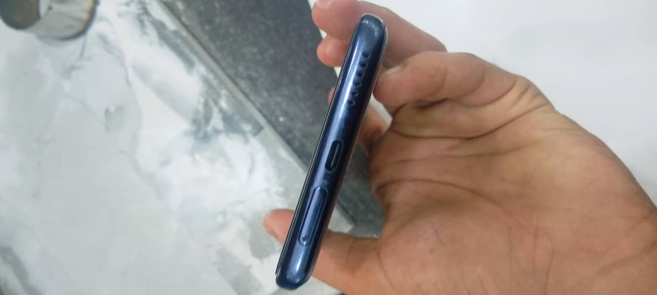 moto Edge 30pro 1