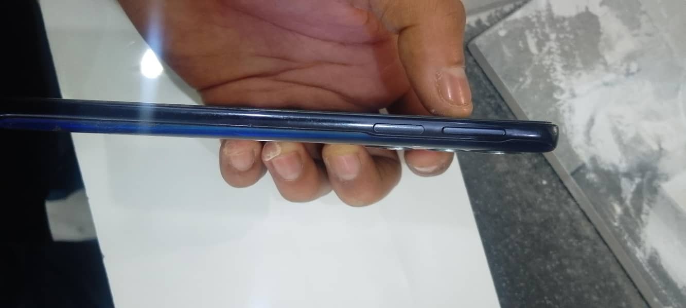 moto Edge 30pro 4