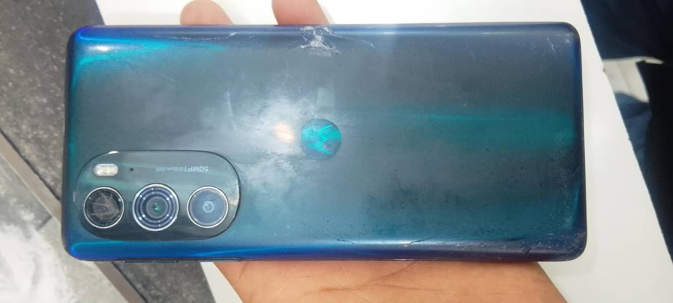 moto Edge 30pro 5