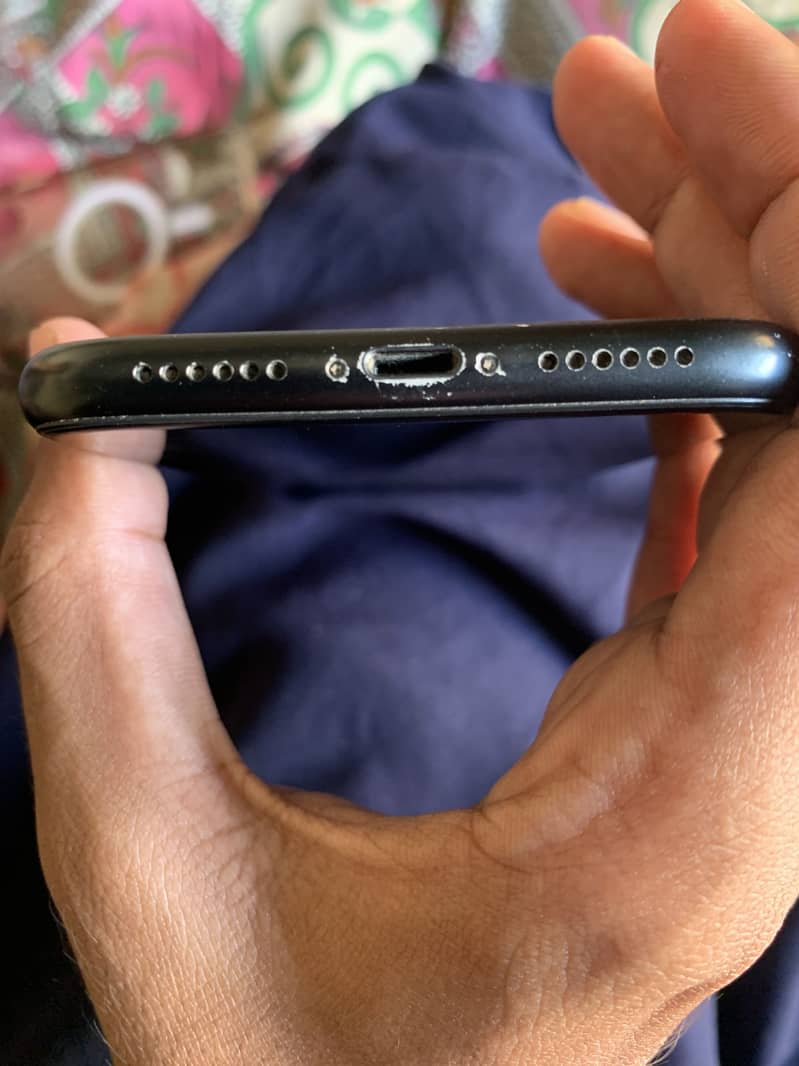 Apple iPhone XR 2