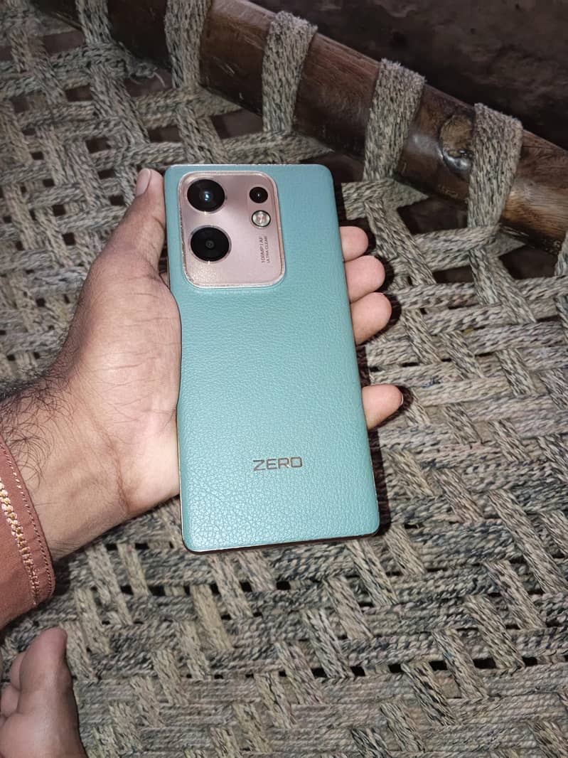 Infinix Zero 30 0