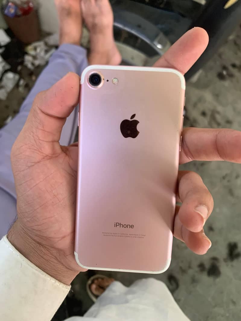 Apple iPhone 7 6