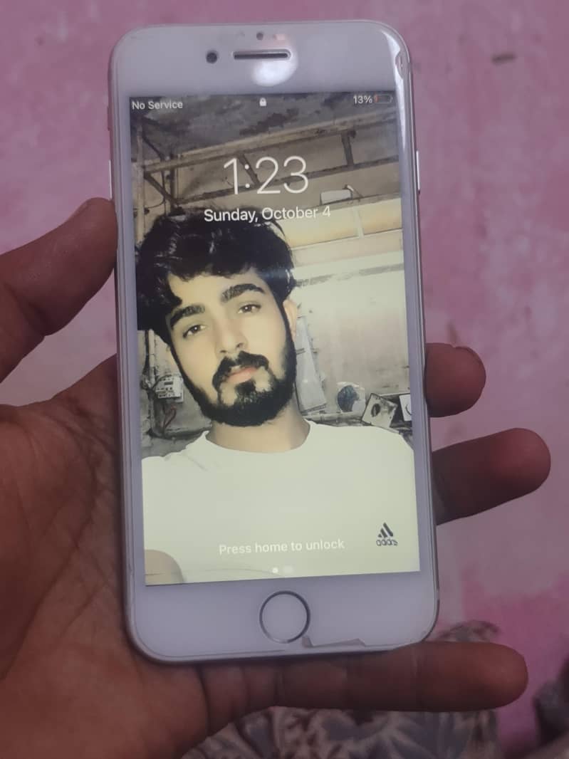 Apple iPhone 7 1