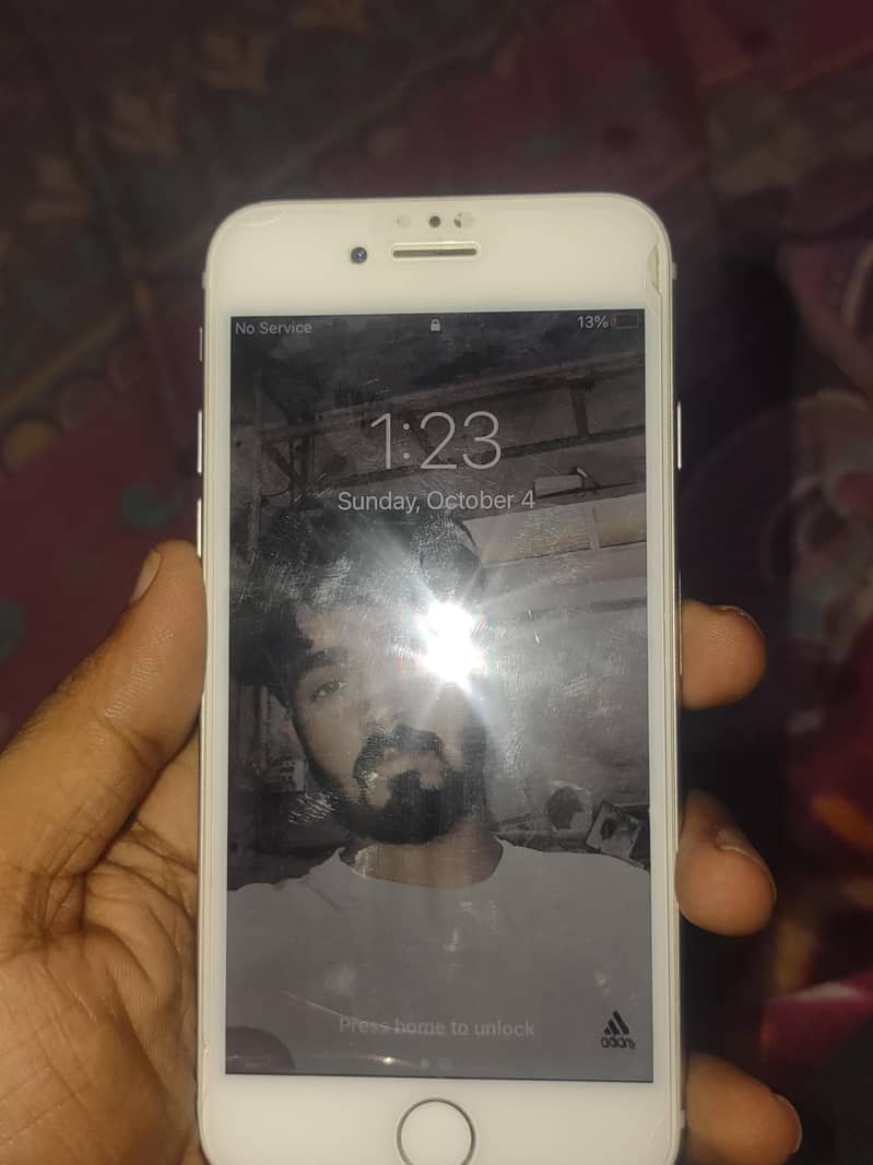 Apple iPhone 7 2