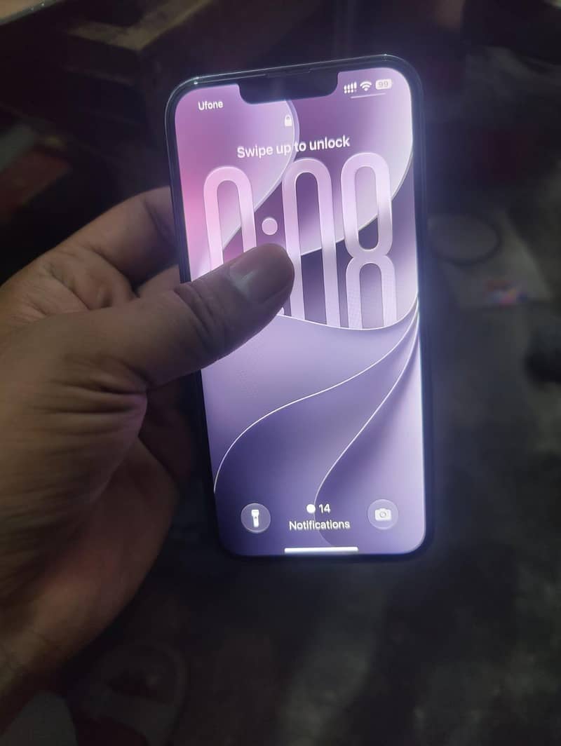 Apple iPhone 13 Pro 1