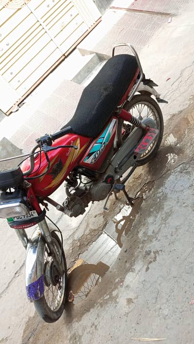 road Prince bike engine bilkul okay hai 03023420630