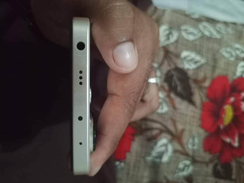 Xiaomi Redmi Note 13 1