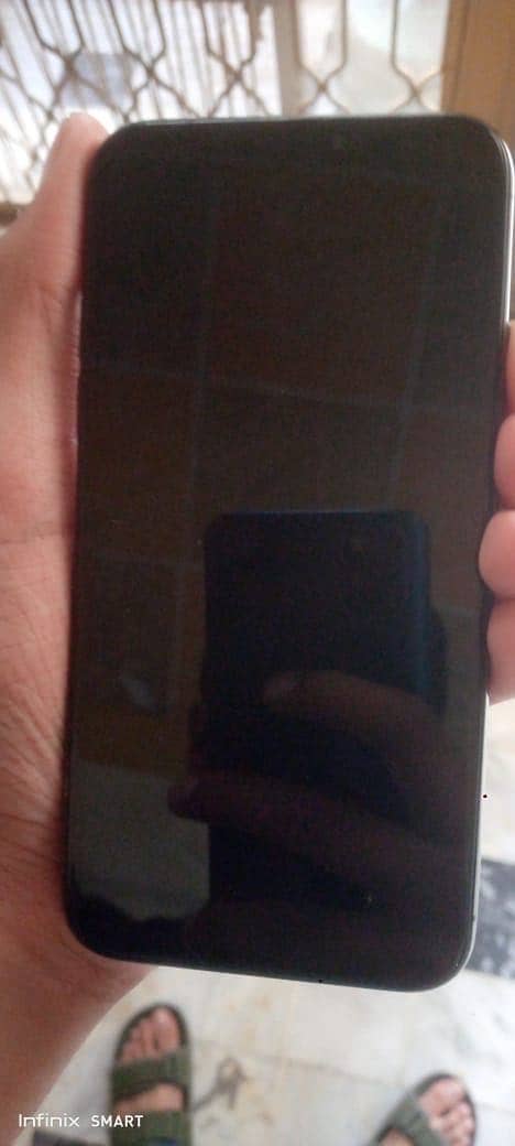 Apple iPhone XS 1