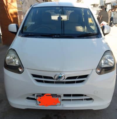 Daihatsu Mira 2012