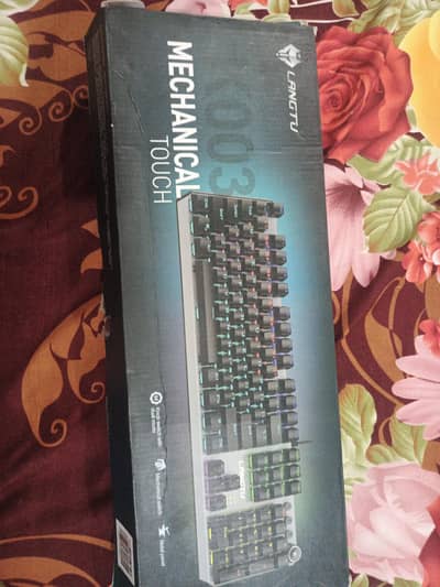 Mechanical Gaming Keyboard with multiple RGB modes