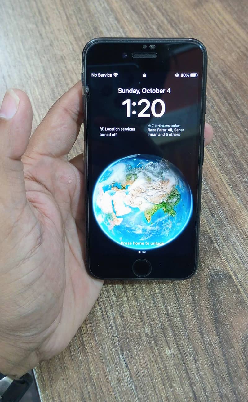 Apple iPhone 8 5