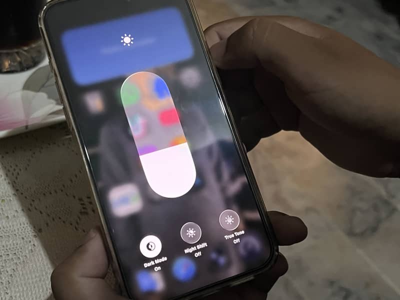 Apple iPhone 15 Pro Max 1
