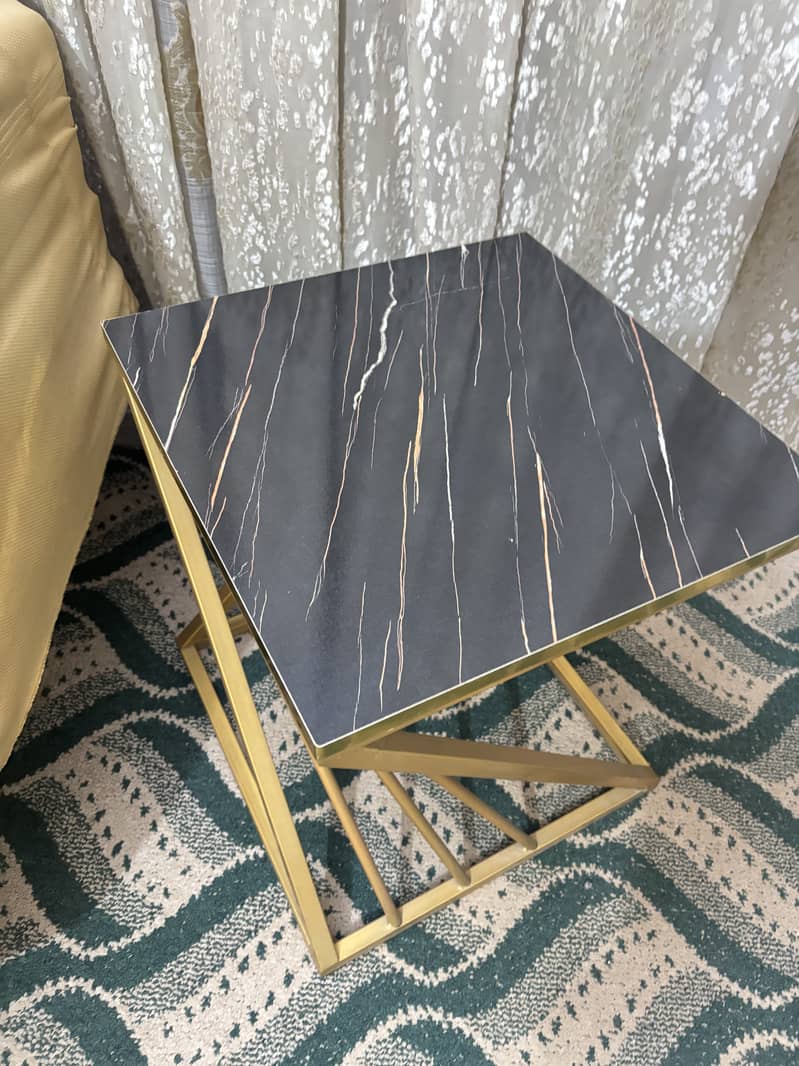 Center table with 2 side tables 2