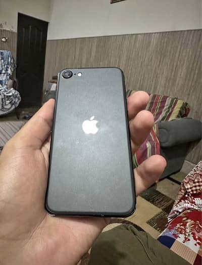 Apple iPhone SE 2020 urgent for sale