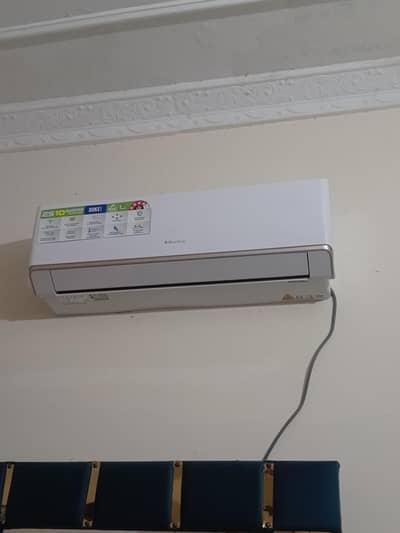 Triple Inverter Ecostar 1.5Ton Ac