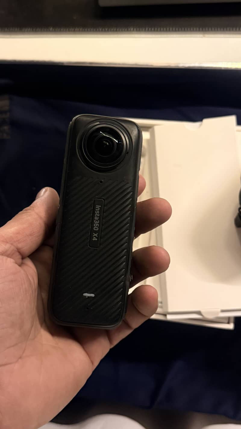 Insta 360 x4 mint condition 1