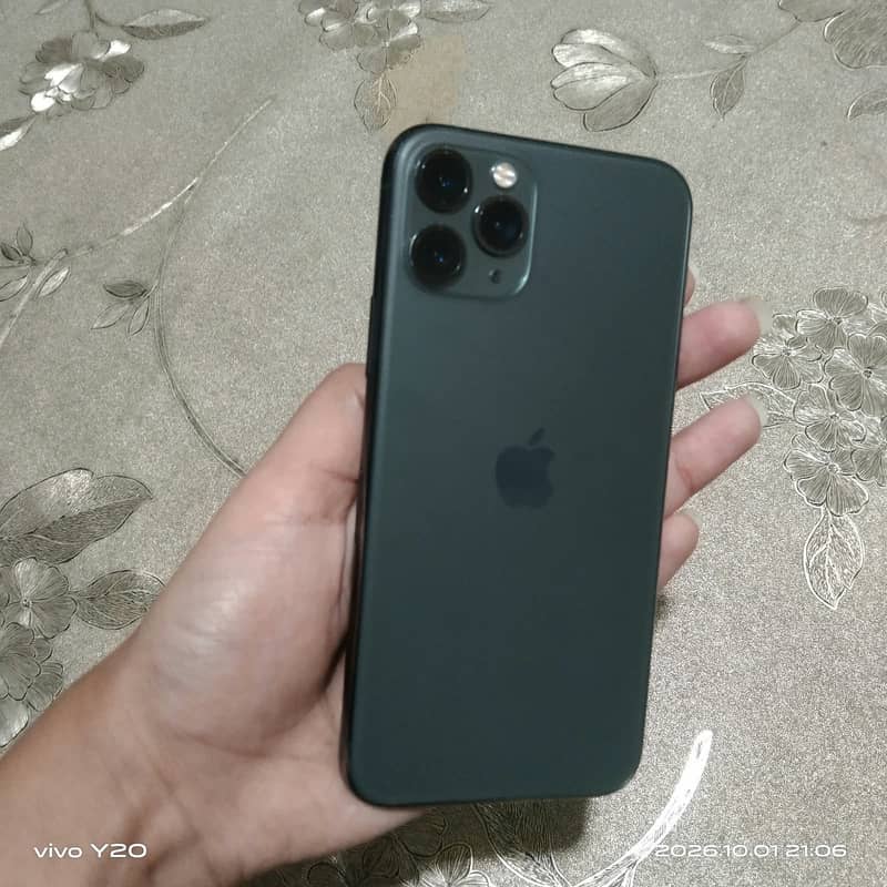 Apple iPhone 11 Pro 6