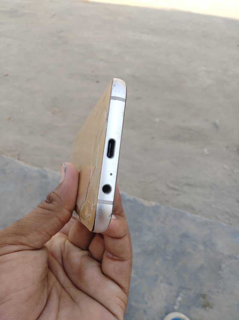 Samsung Mobile A7 5