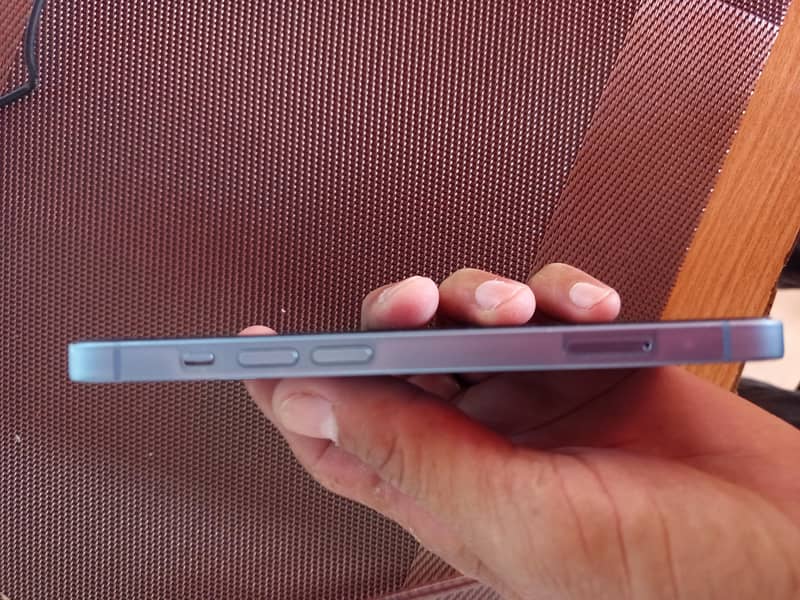 Apple iPhone 14 2