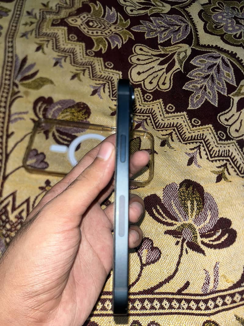 Apple iPhone 14 1